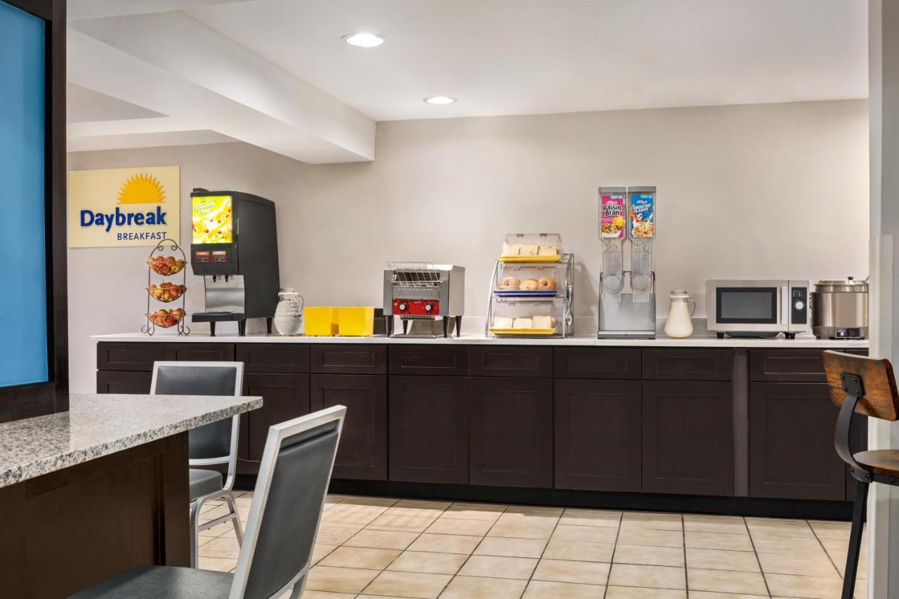 Days Inn By Wyndham Philadelphia Convention Center Ngoại thất bức ảnh