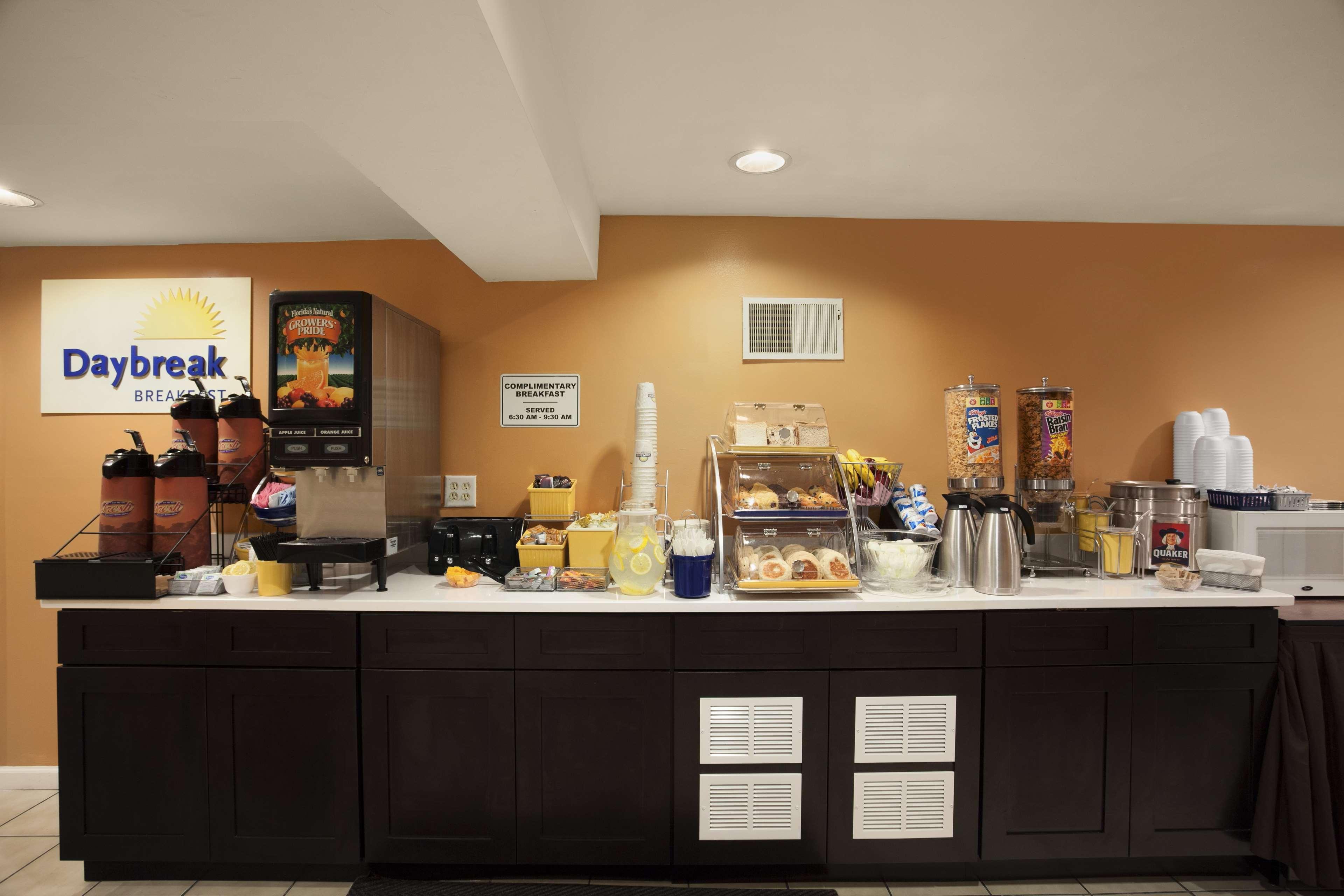 Days Inn By Wyndham Philadelphia Convention Center Ngoại thất bức ảnh